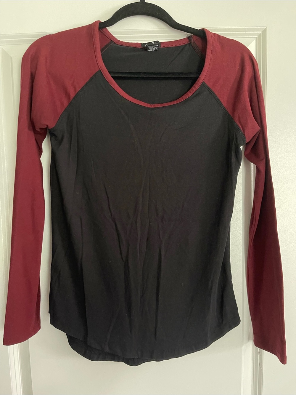 Rue21 Black Body Long Sleeve Raglan Top with Burgundy Sleeves